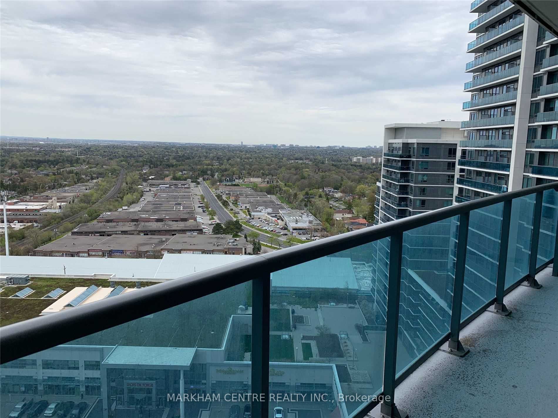 7171 Yonge St, #1805