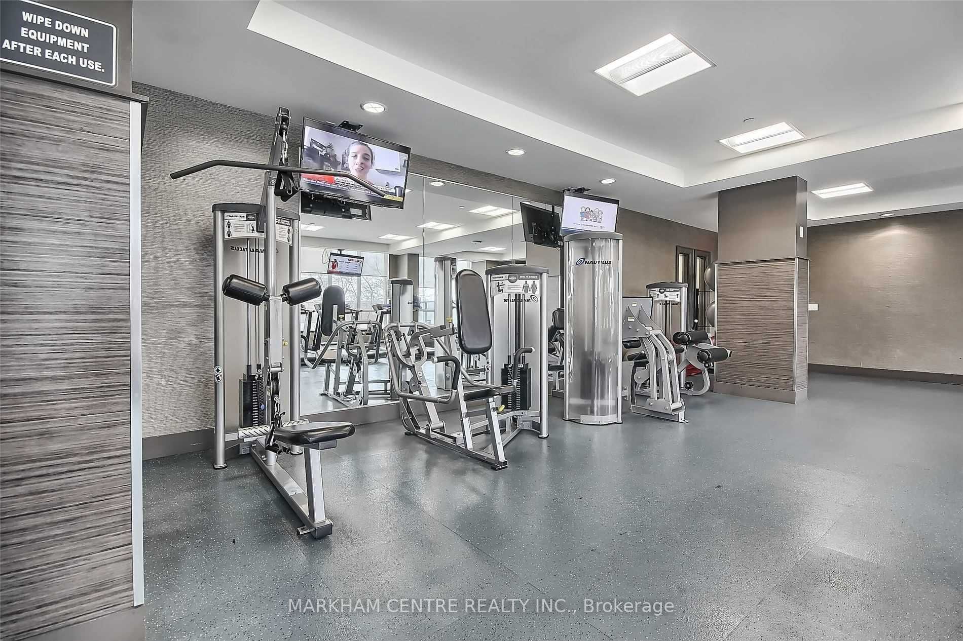 7171 Yonge St, #1805
