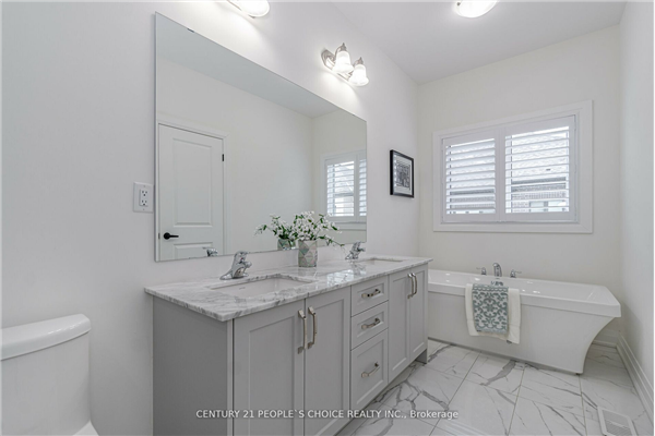 14 Boiton St, Richmond Hill