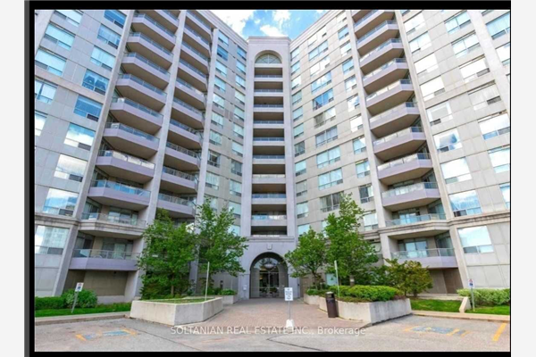 9017 Leslie St, Richmond Hill