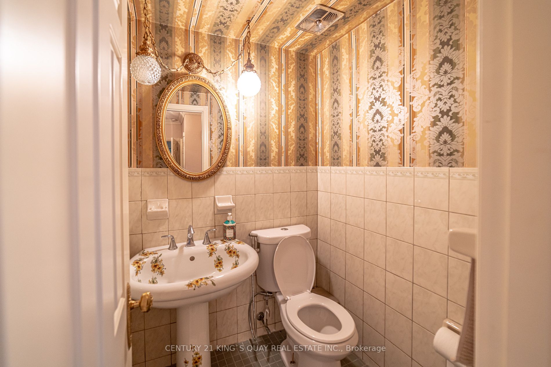 45 Thornheights Rd