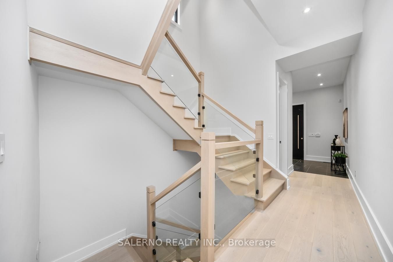 17 Leyburn Avenue