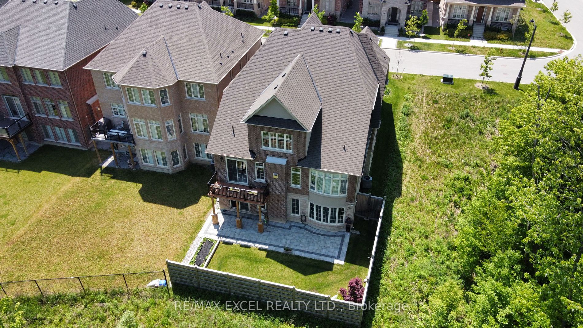 15 Tralee Court