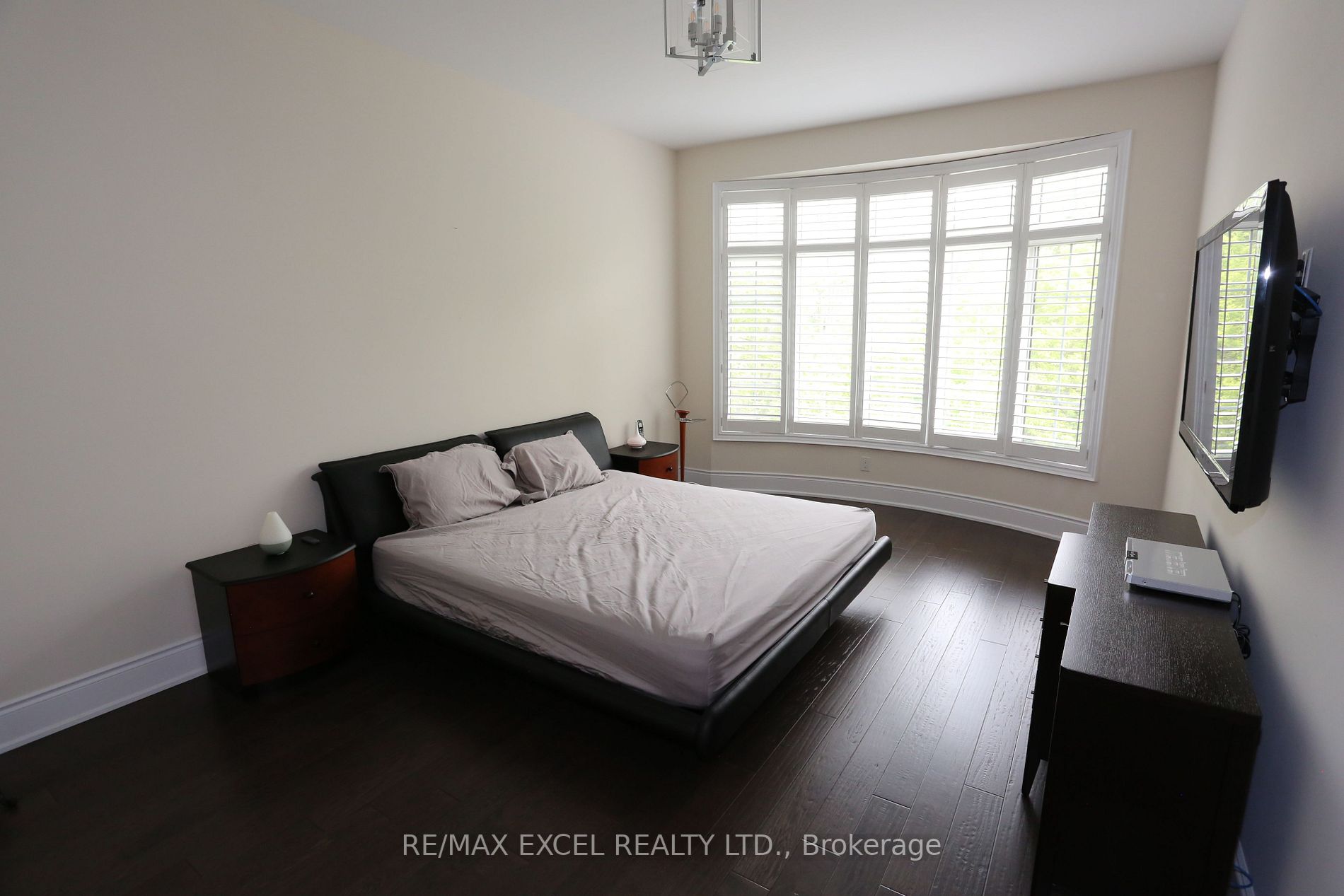 15 Tralee Court