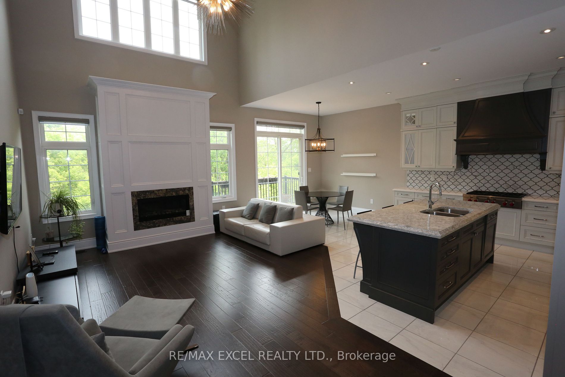 15 Tralee Court