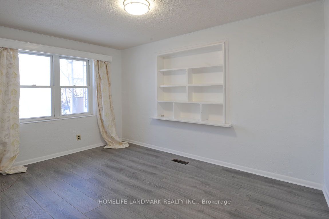 177 Maple Ave
