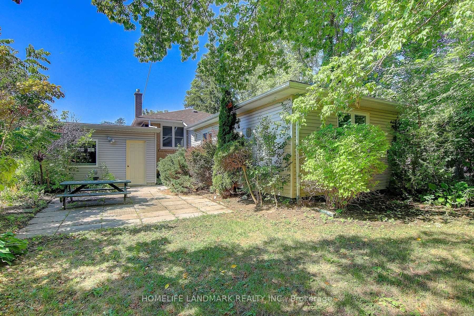 177 Maple Ave