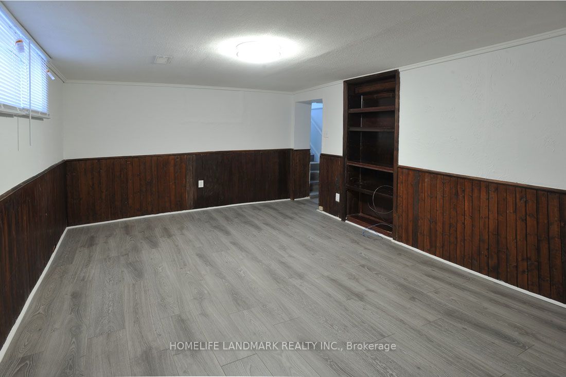 177 Maple Ave