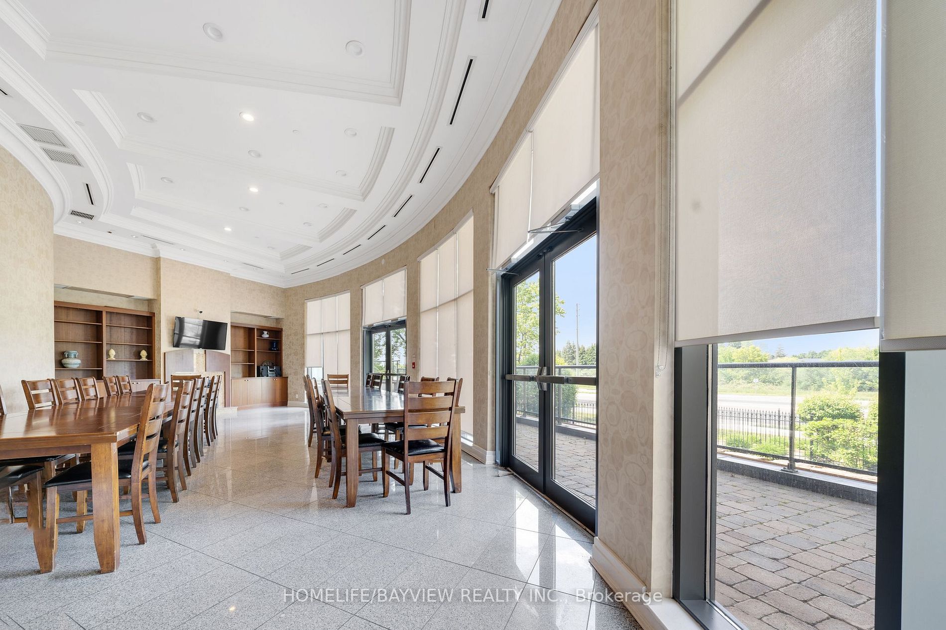 11121 Yonge St, #623