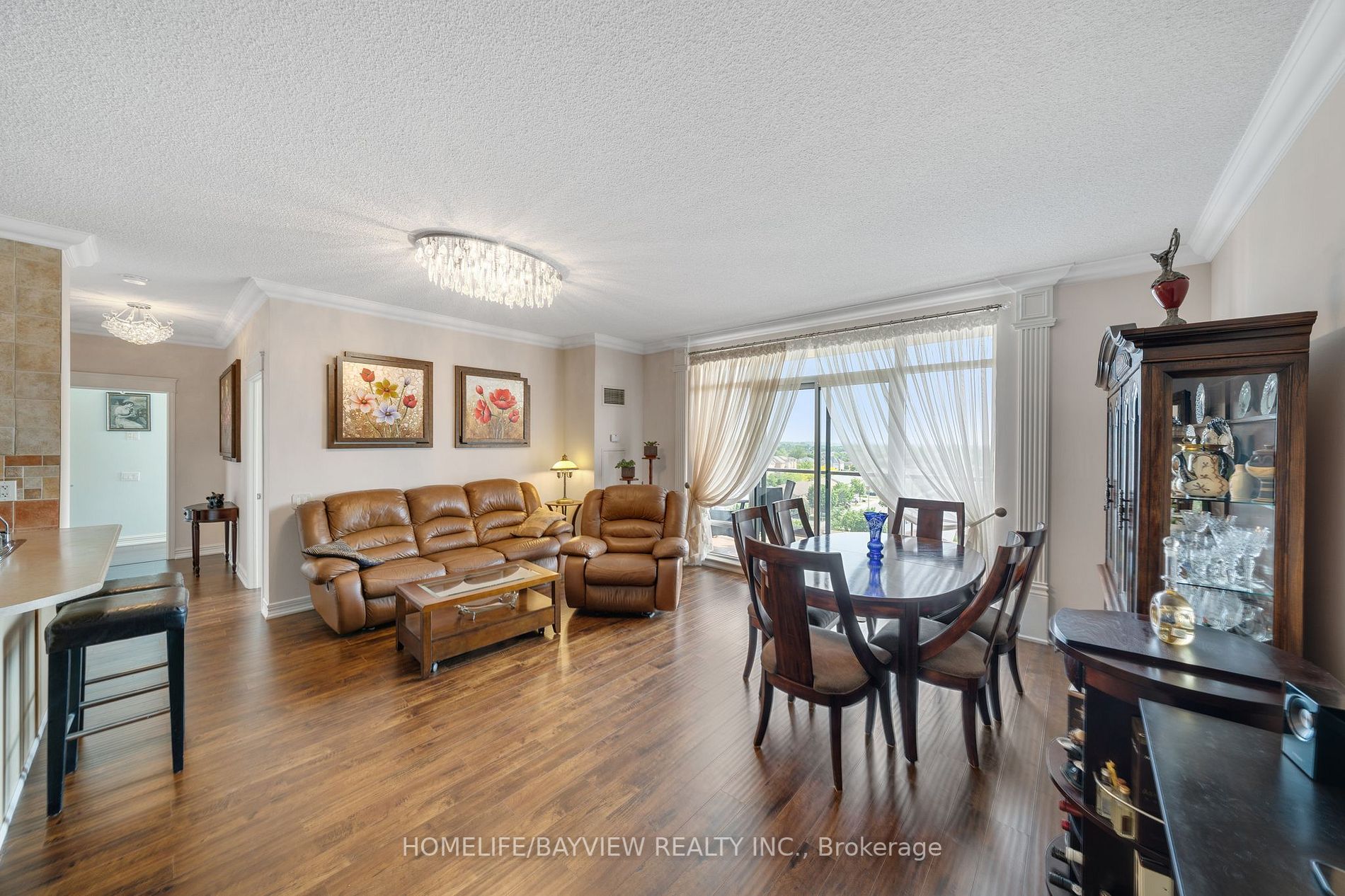 11121 Yonge St, #623