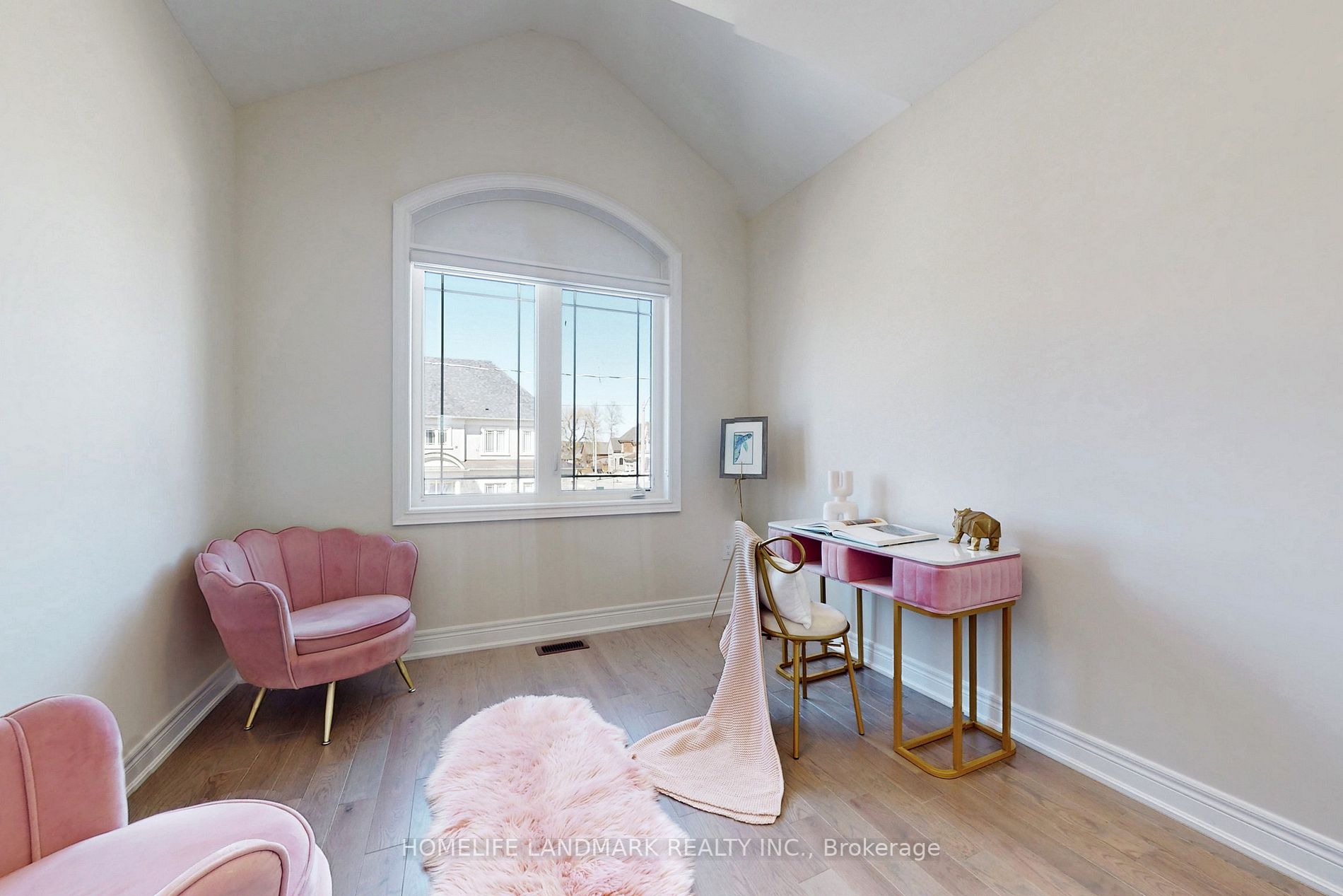 3 Drizzel Cres S
