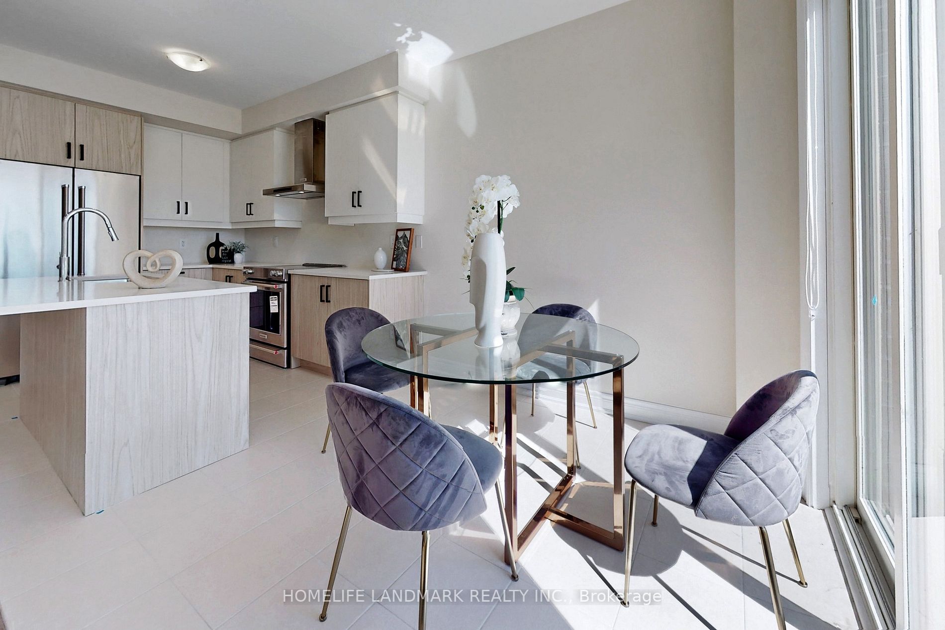 3 Drizzel Cres S