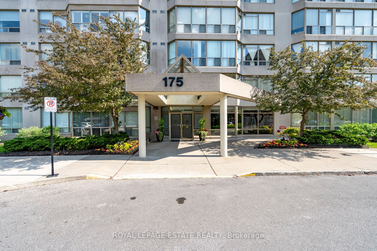 175 Cedar Ave, #406