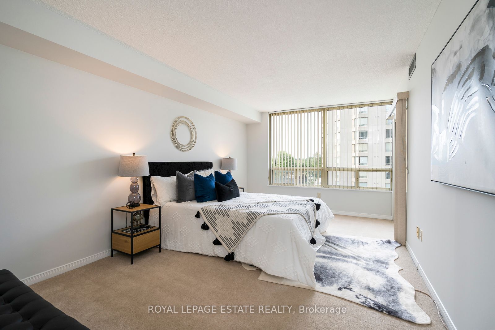 175 Cedar Ave, #406