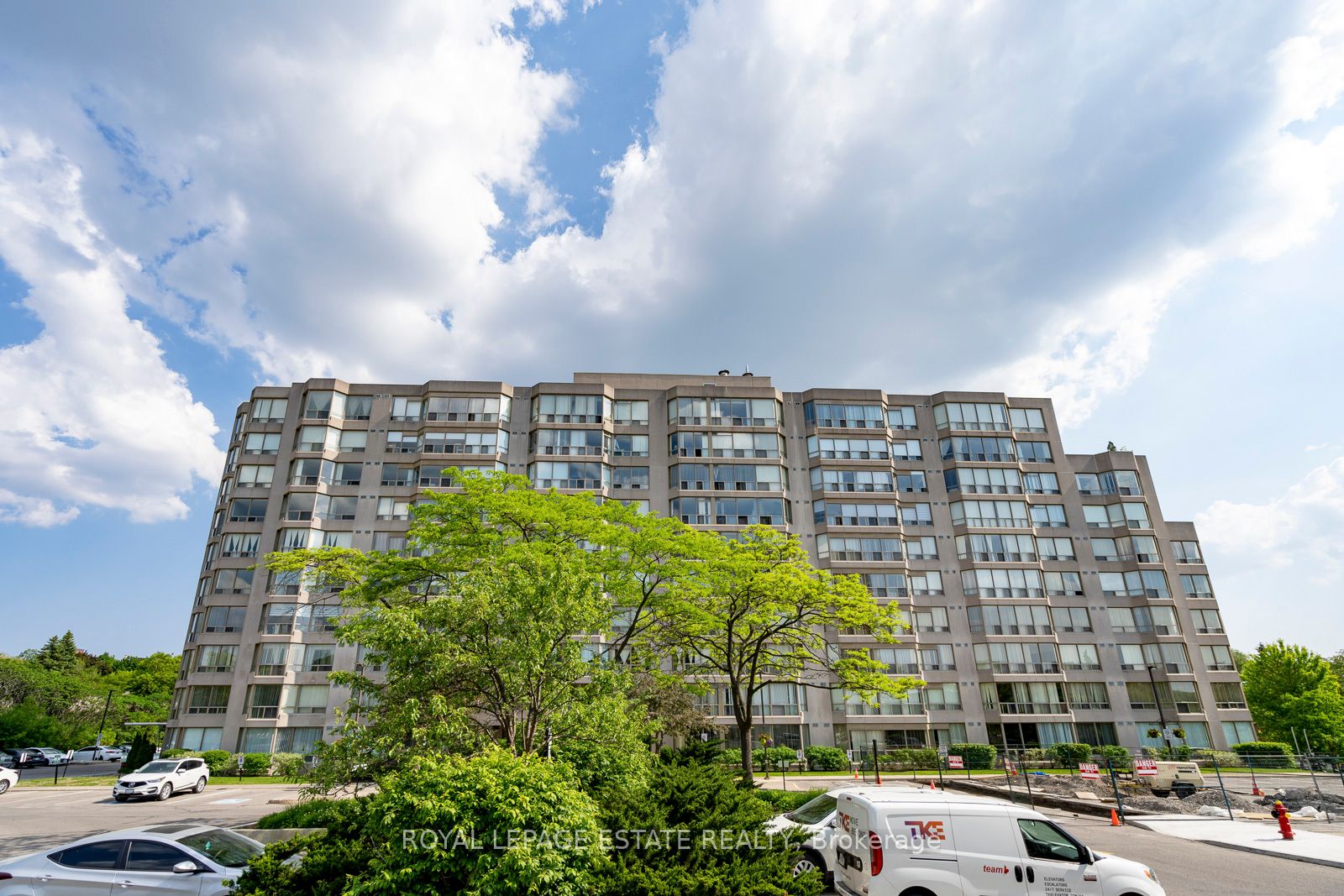 175 Cedar Ave, #406