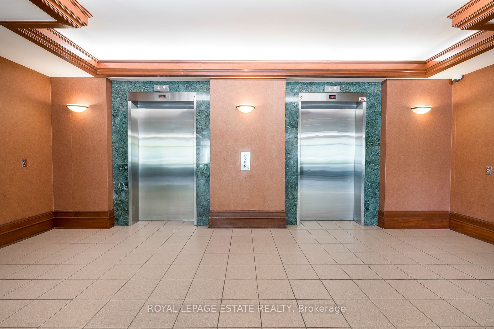 175 Cedar Ave, #406