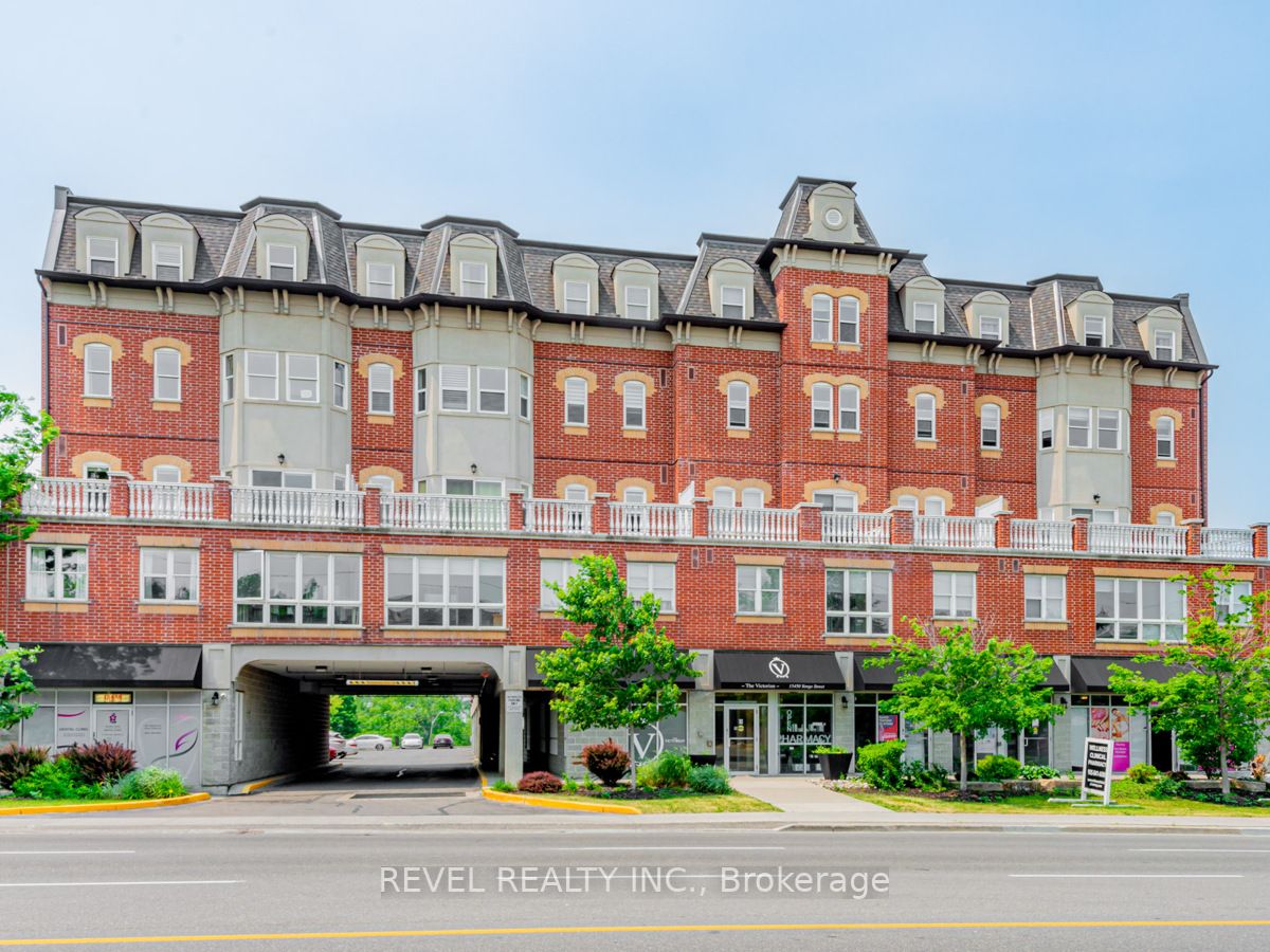 15450 Yonge St, #402