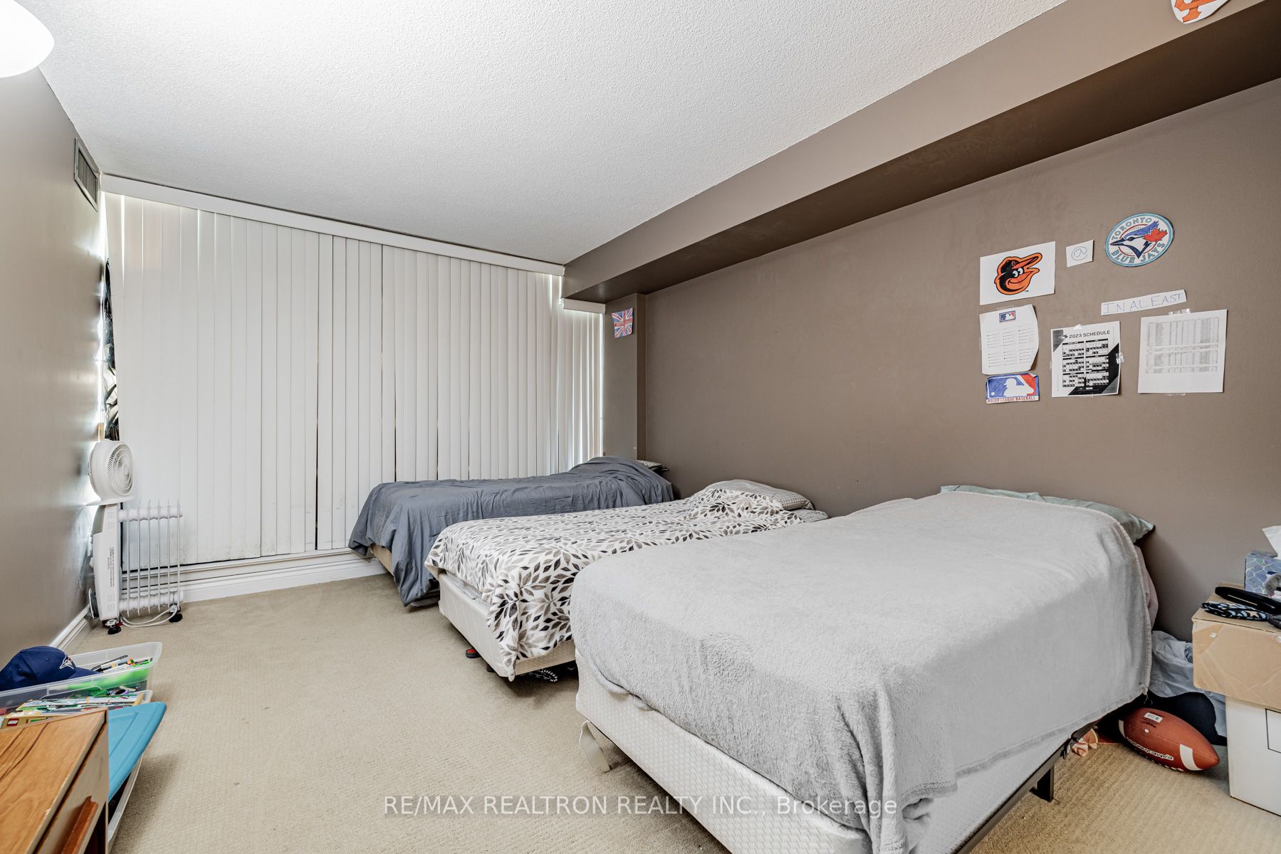 7440 Bathurst Street, #301