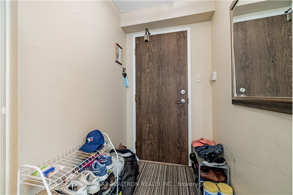 7440 Bathurst St, Vaughan