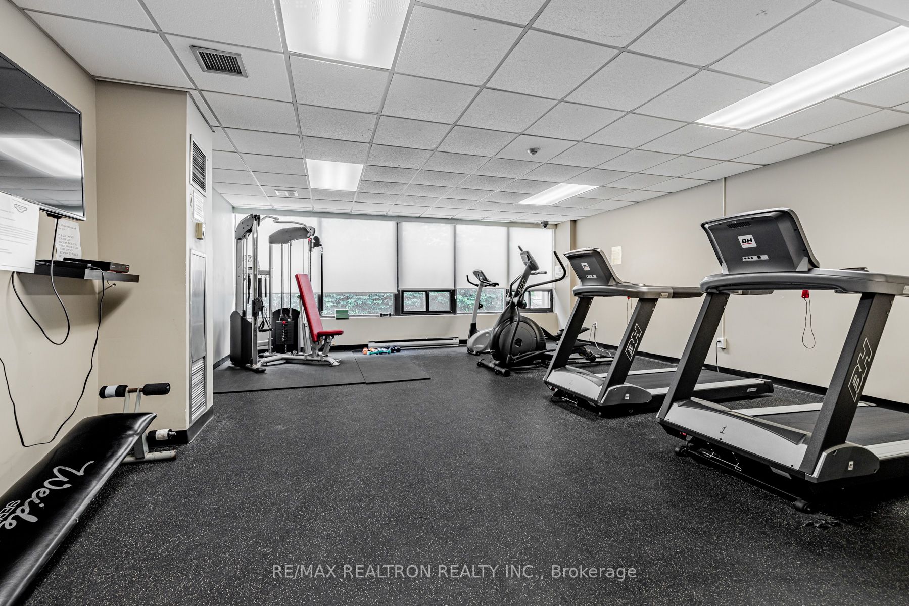 7440 Bathurst Street, #301