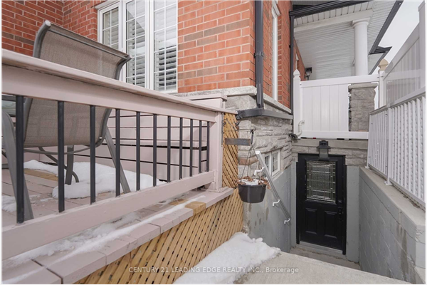5 King William Cres, Richmond Hill