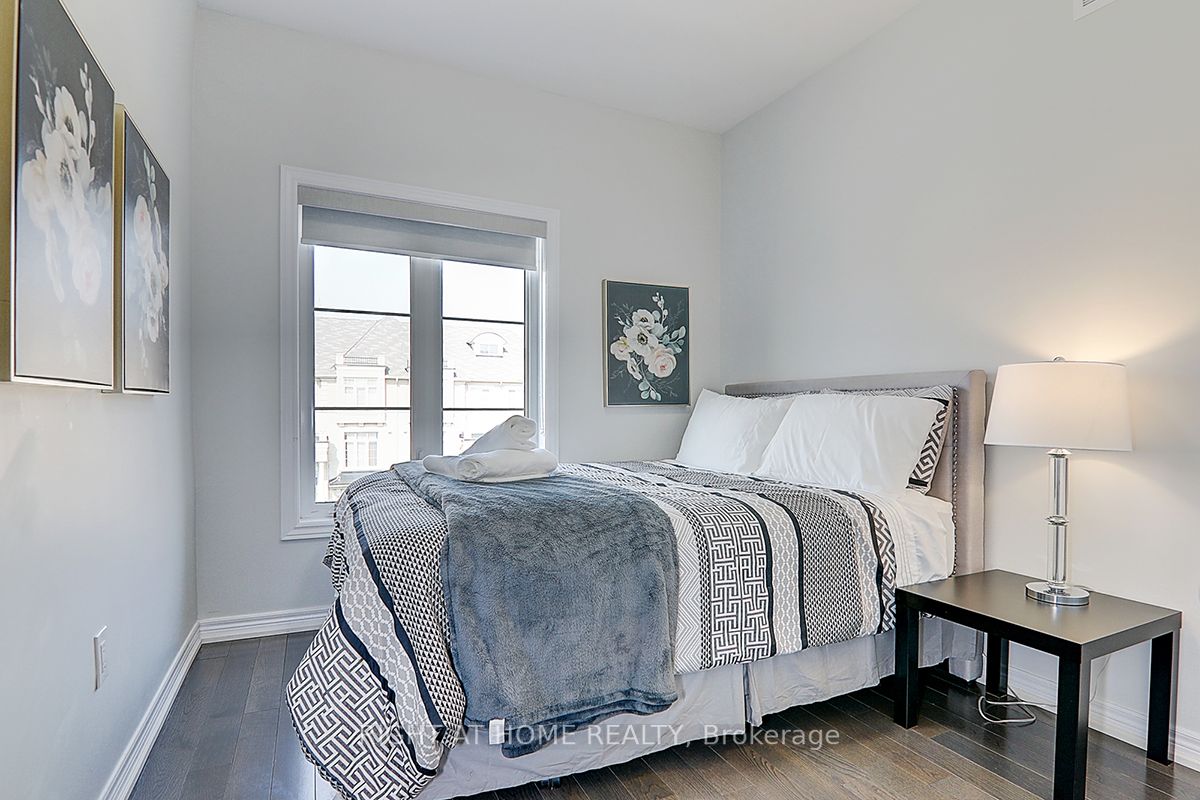 83 Grand Trunk Avenue