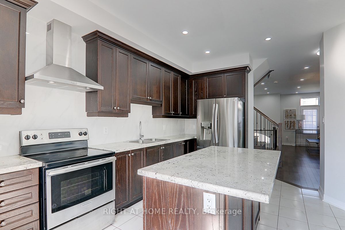 83 Grand Trunk Avenue