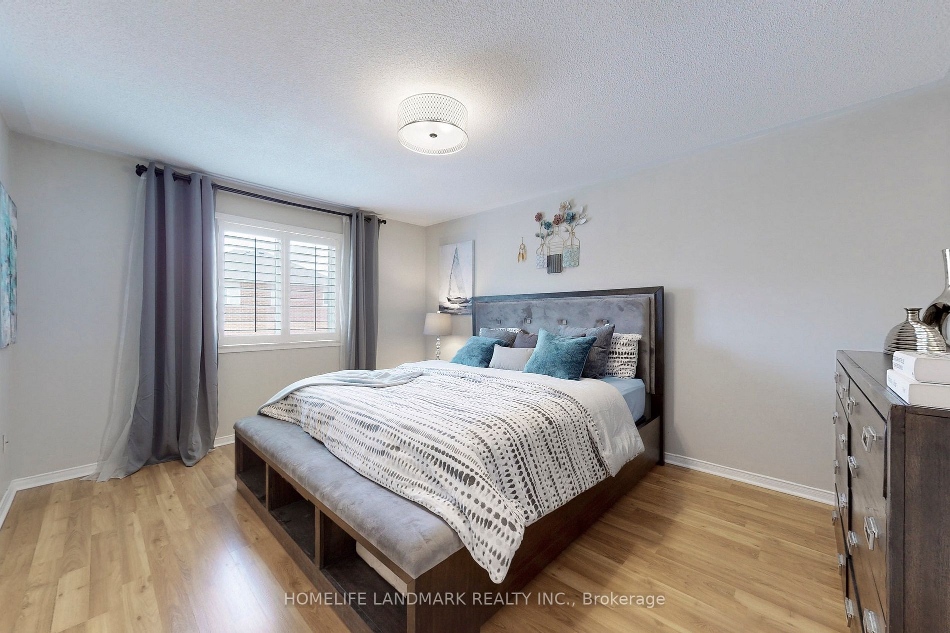 217 Hollywood Hill Circ