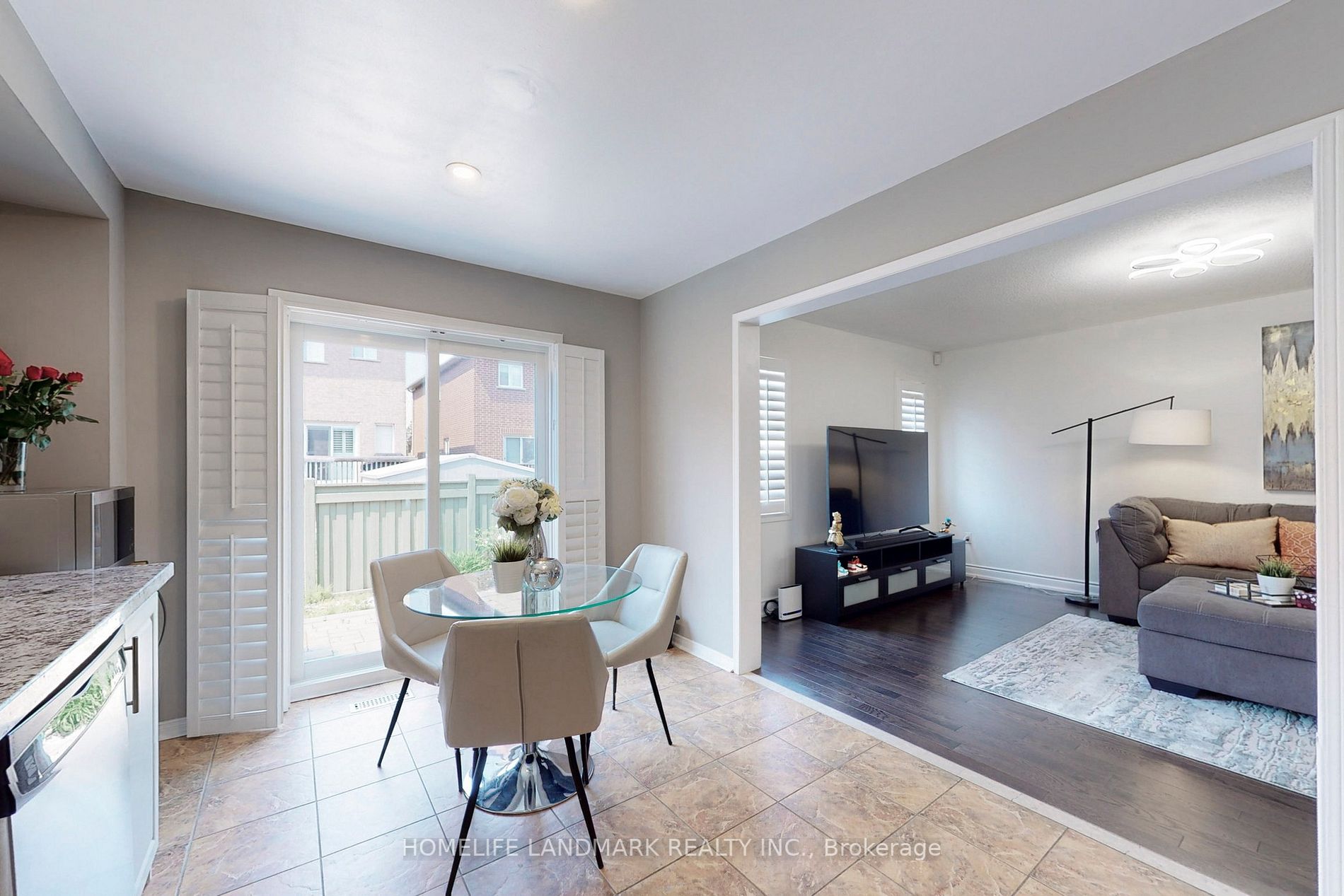 217 Hollywood Hill Circ