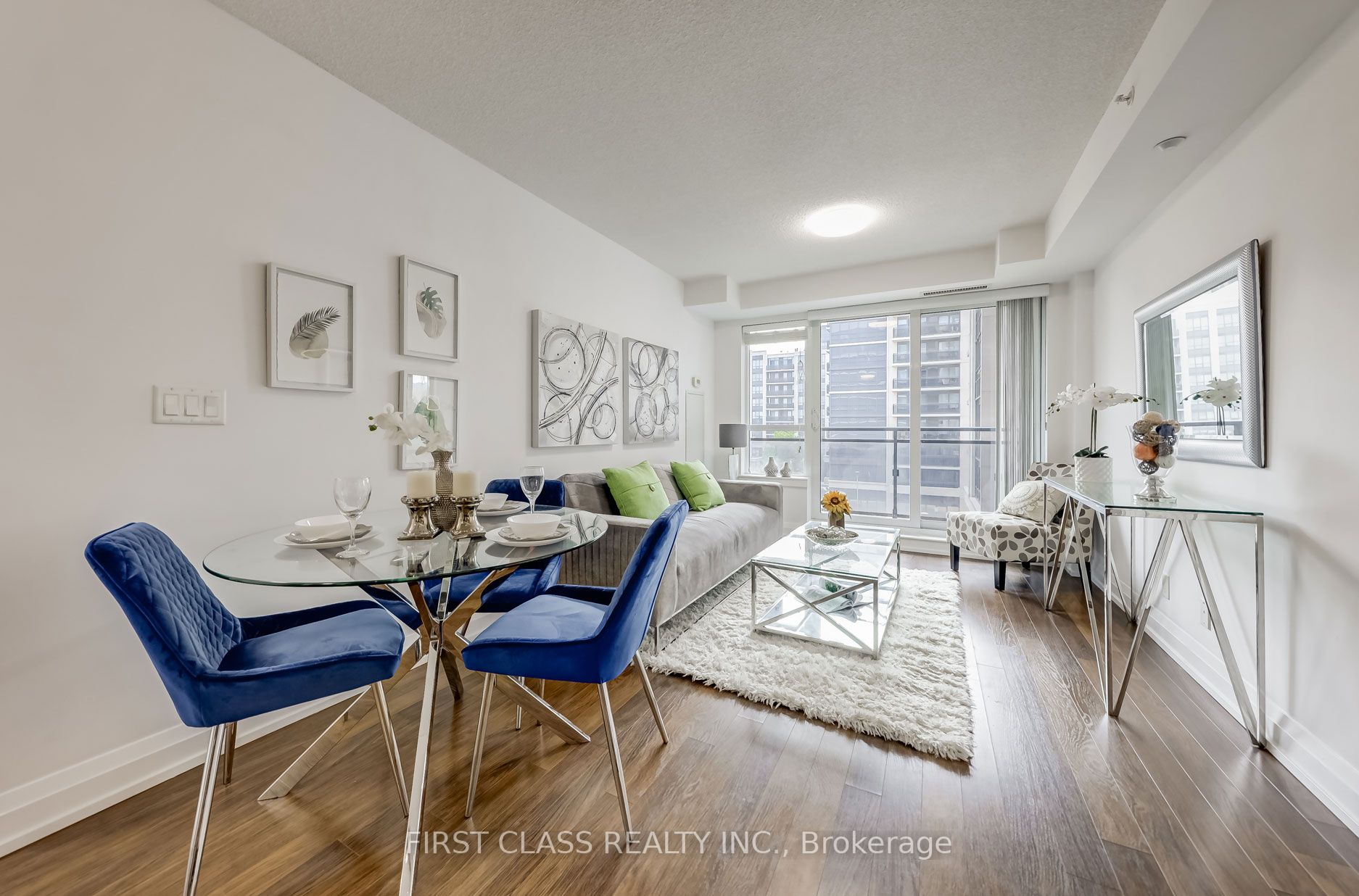 370 Highway 7 Rd E, #528