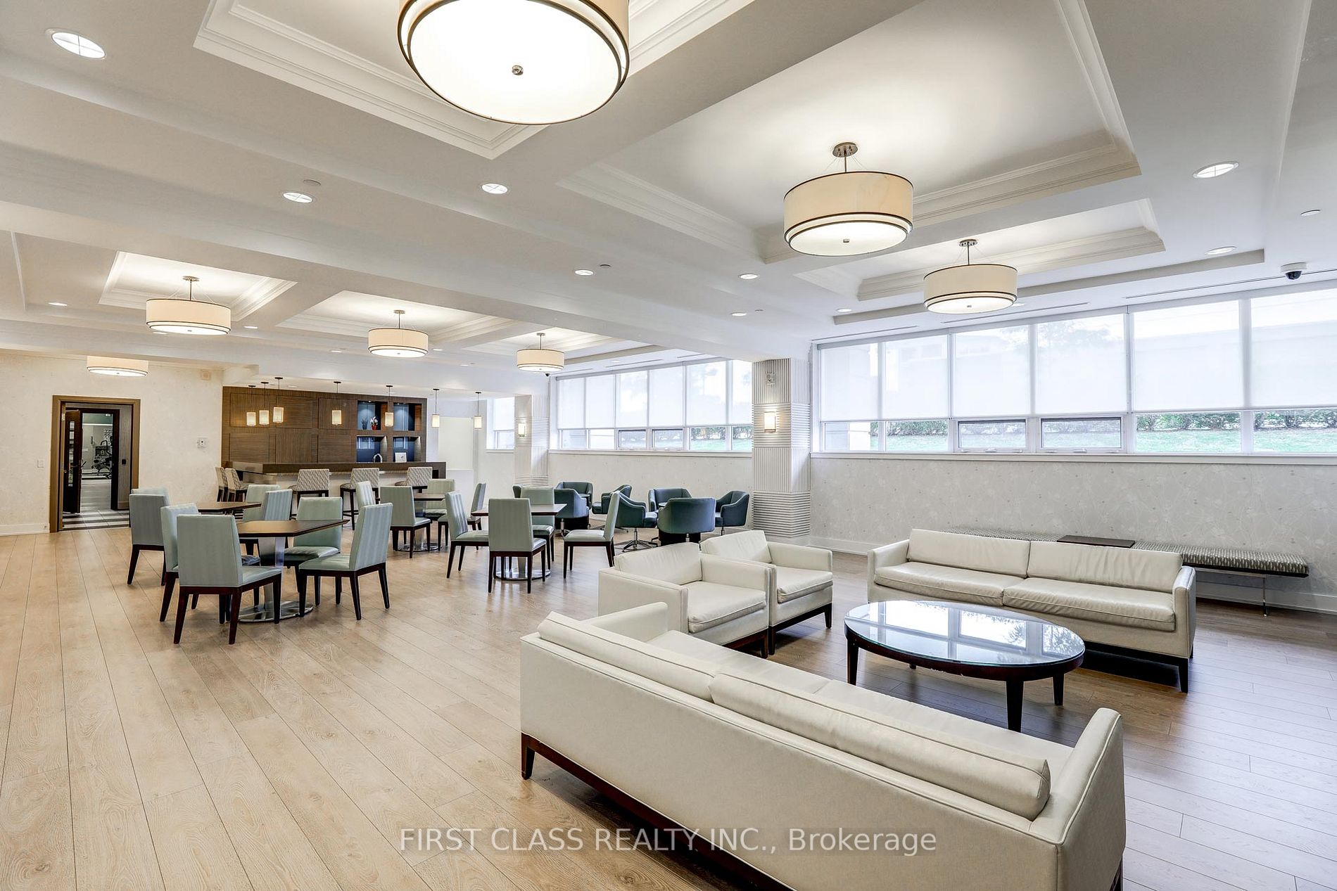 370 Highway 7 Rd E, #528