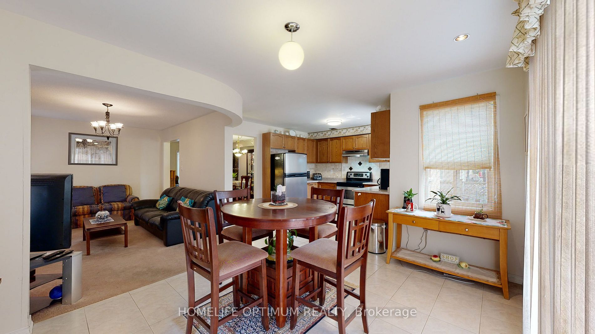 10 Delattaye Avenue