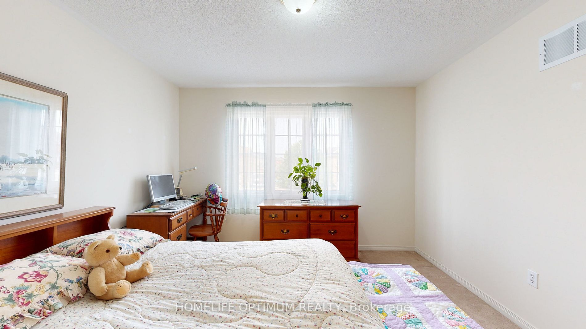 10 Delattaye Avenue