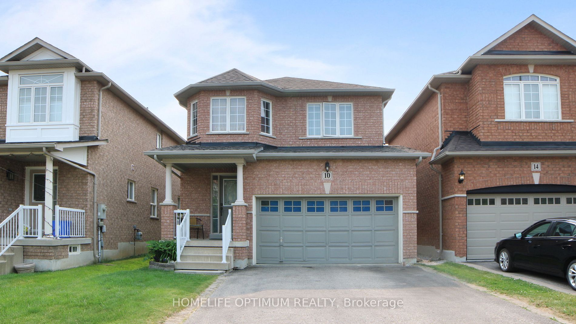 10 Delattaye Avenue