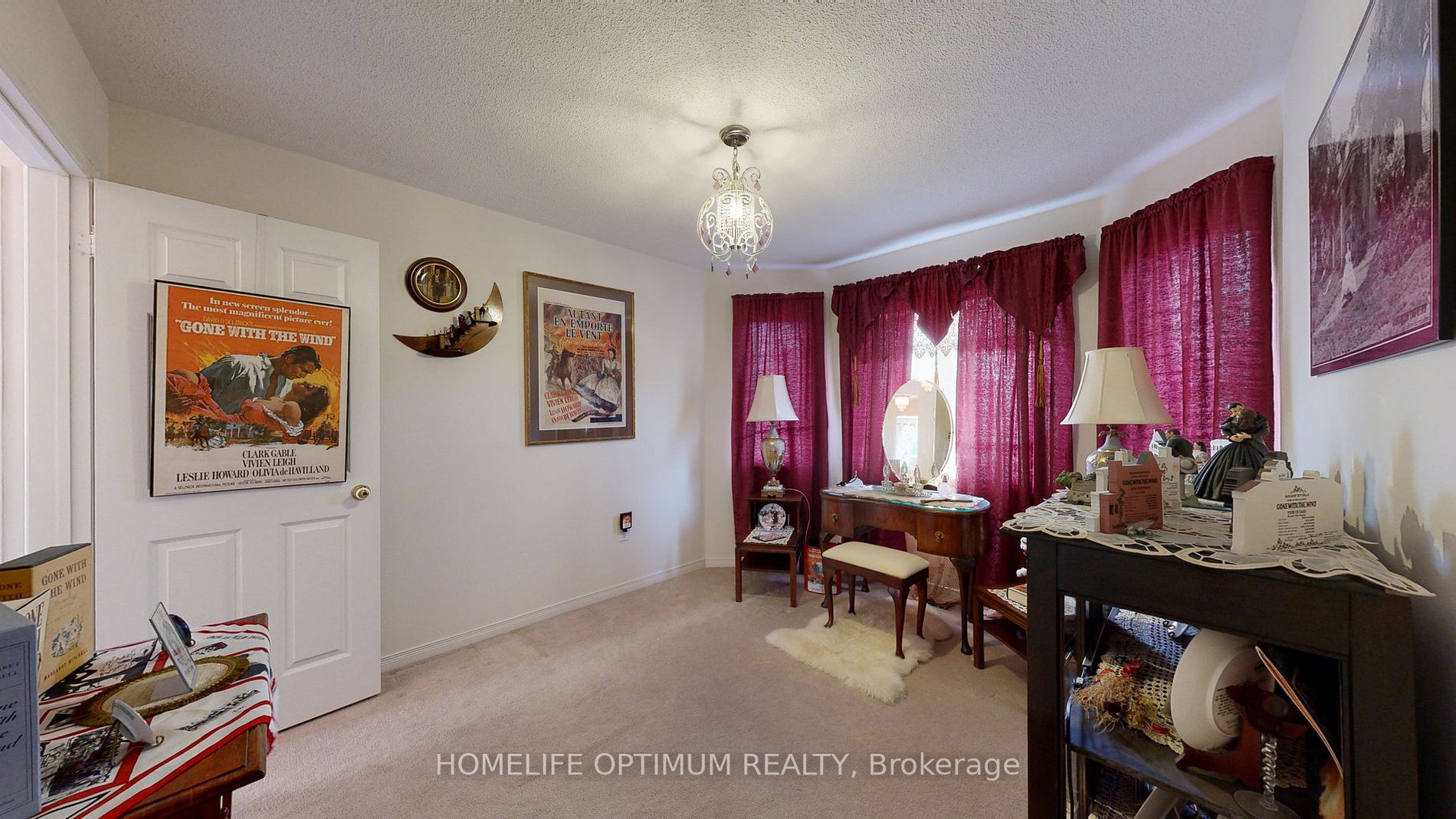 10 Delattaye Avenue