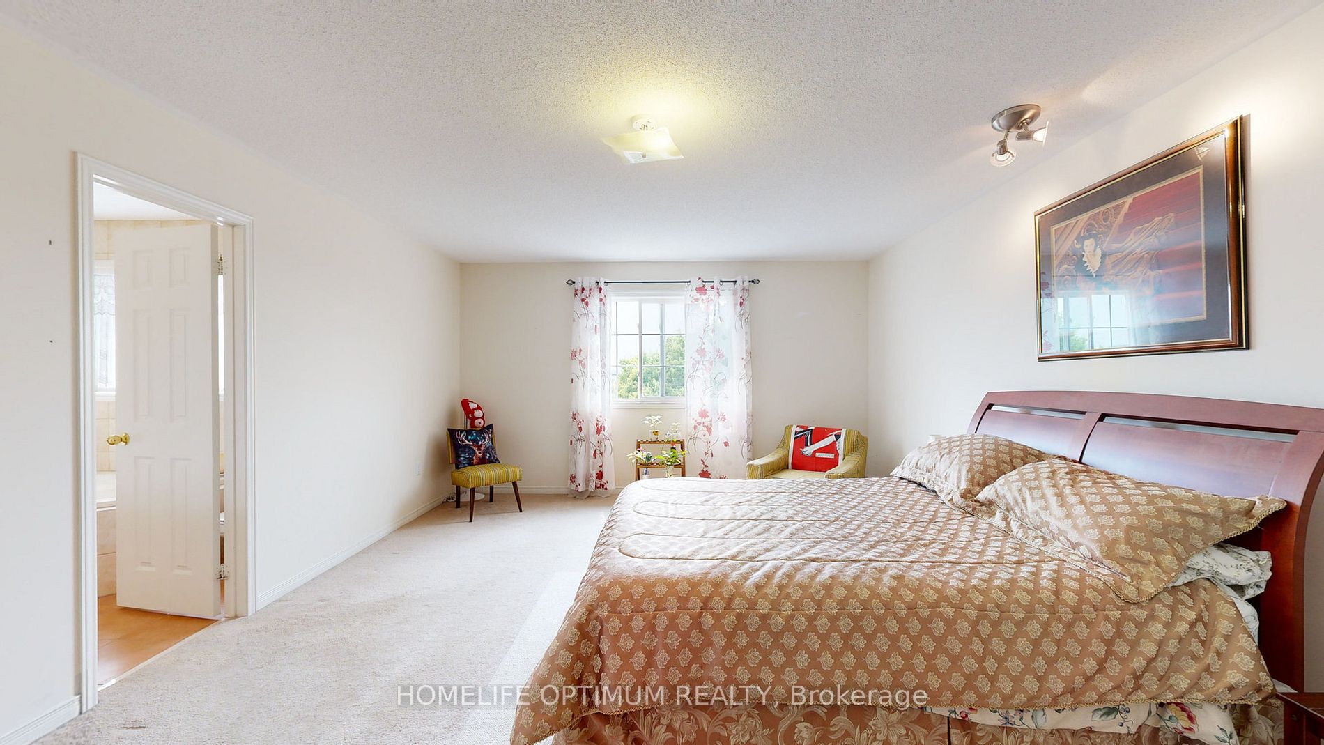 10 Delattaye Avenue