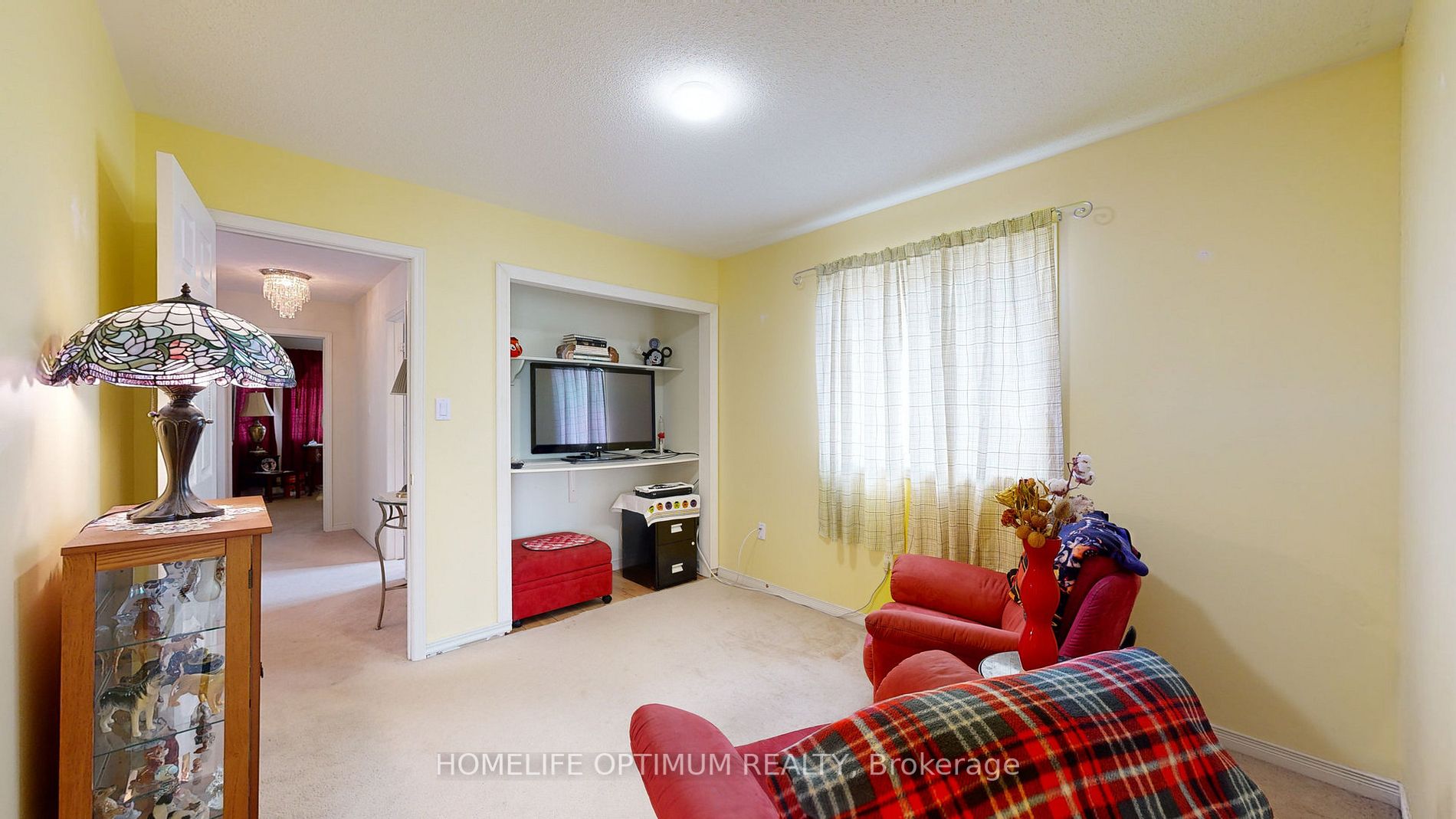 10 Delattaye Avenue