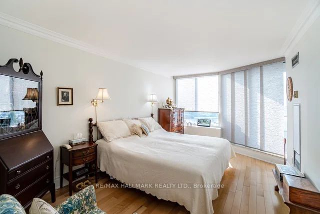 100 Observatory Lane, #807