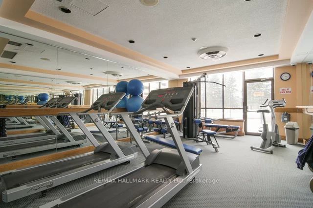 100 Observatory Lane, #807