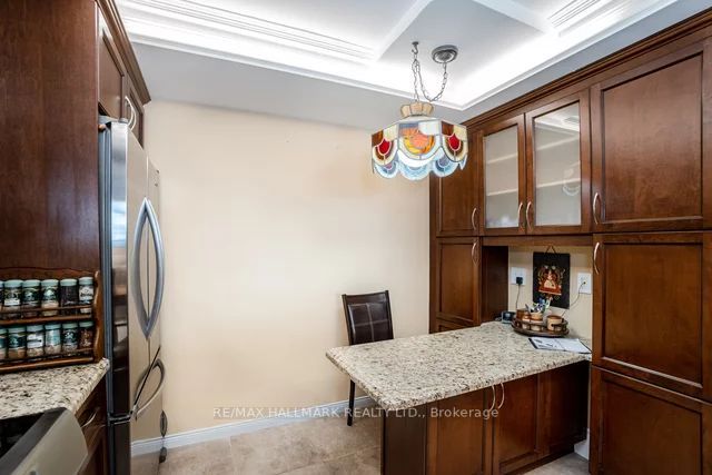 100 Observatory Lane, #807
