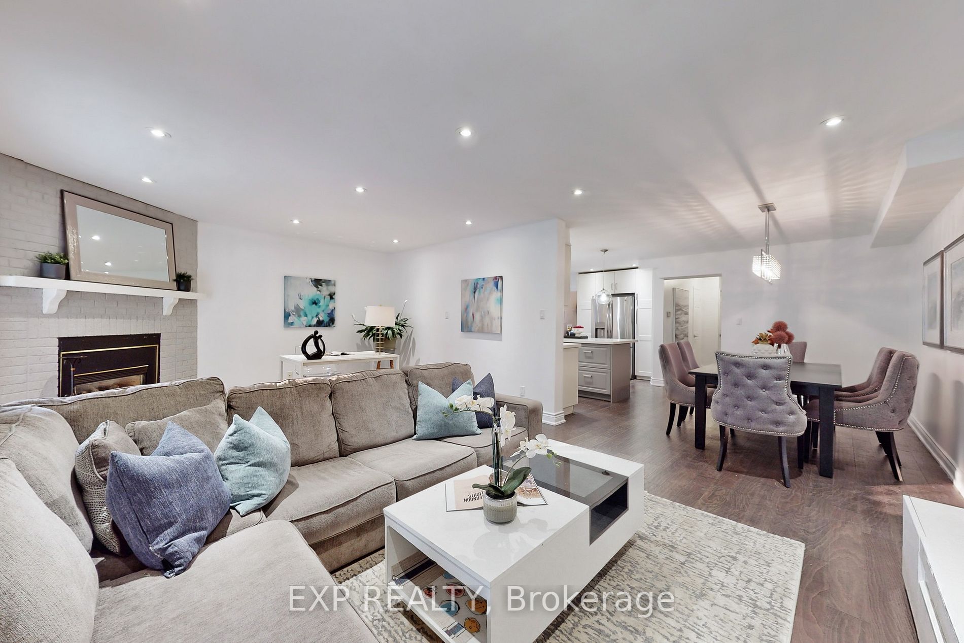 81 Stirling Crescent