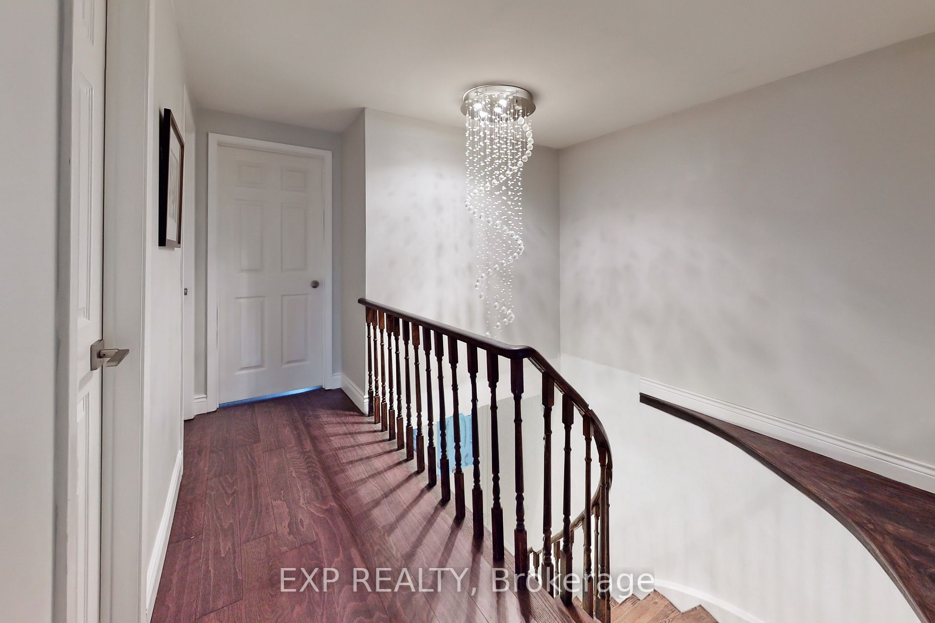 81 Stirling Crescent