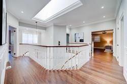 35 Dunvegan Drive