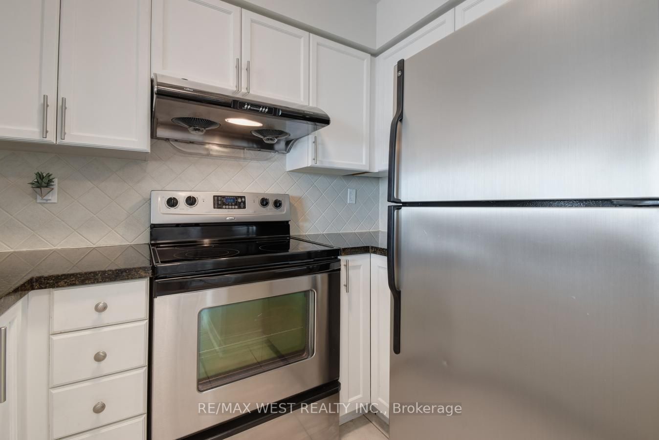 39 Oneida Cres, #Lph19