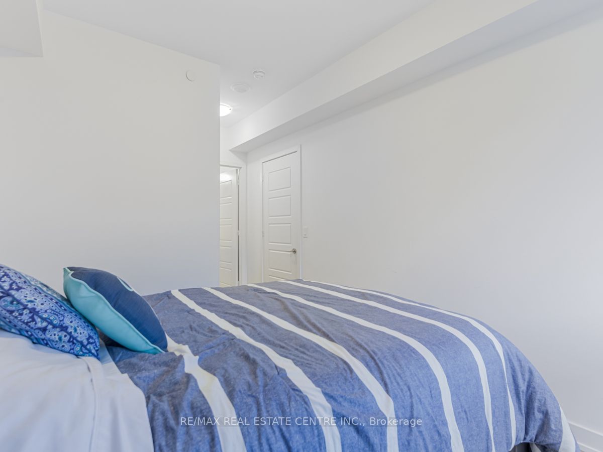 301 Sea Ray Ave, #210C