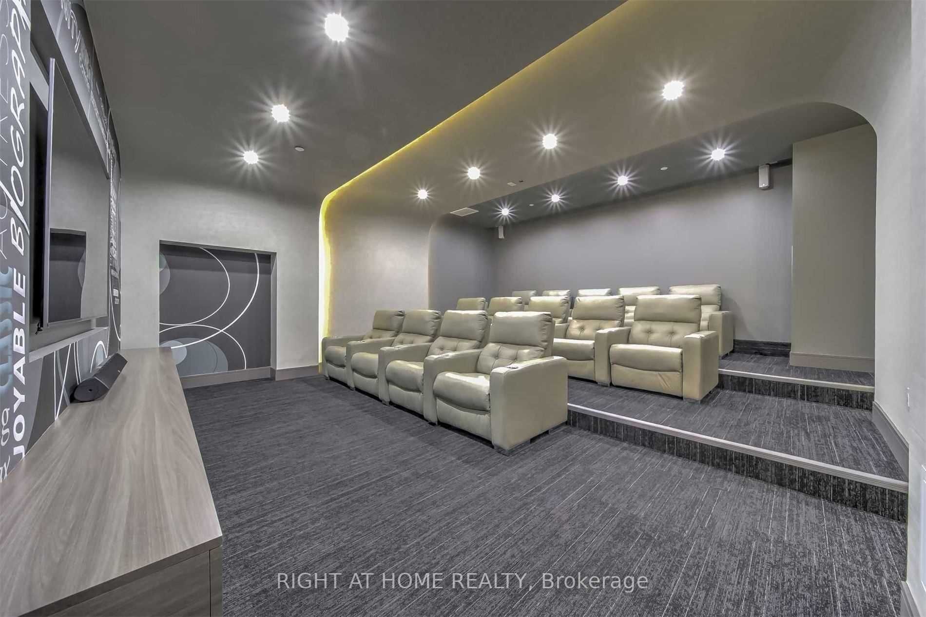 9199 Yonge Street, #517