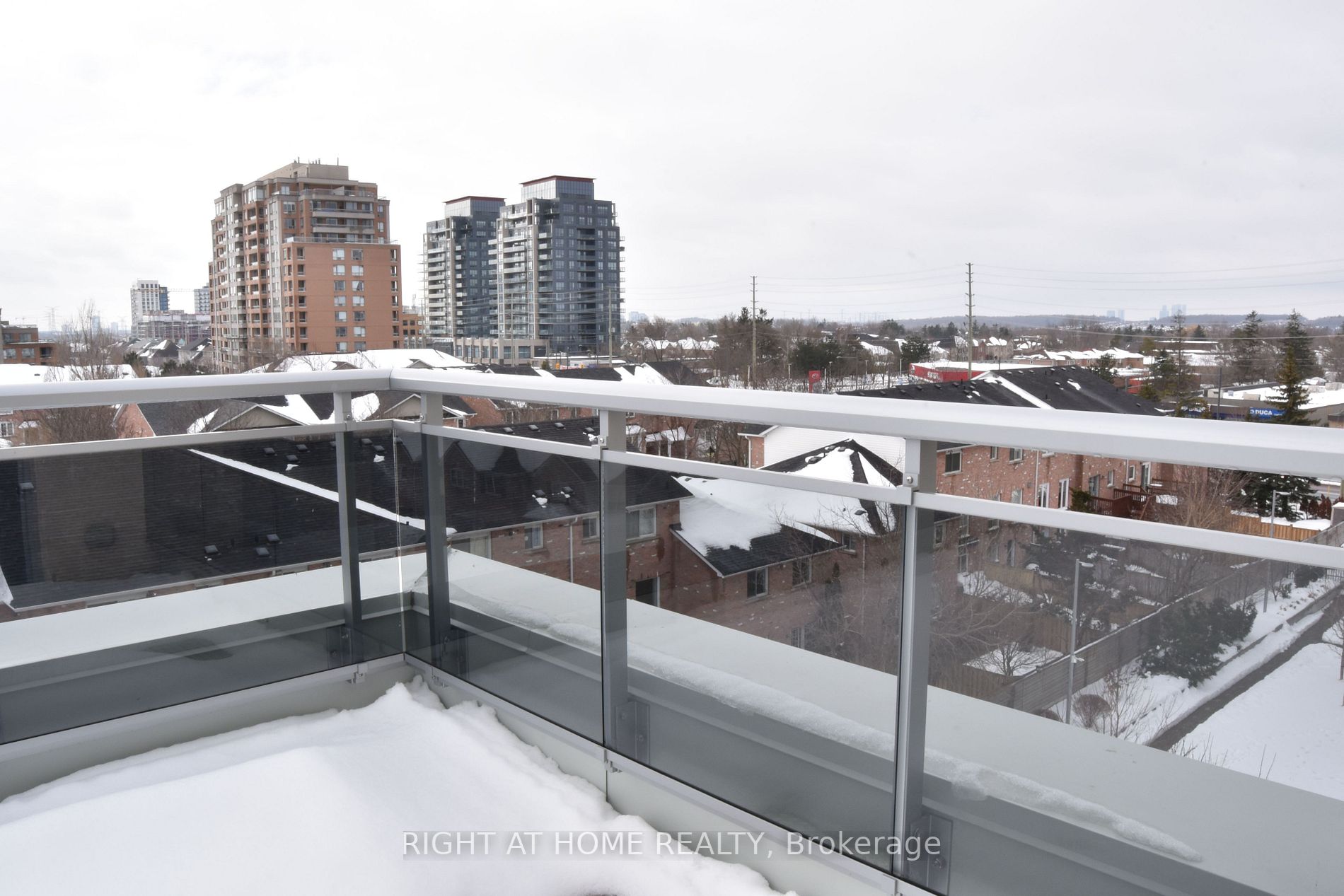 9199 Yonge Street, #517