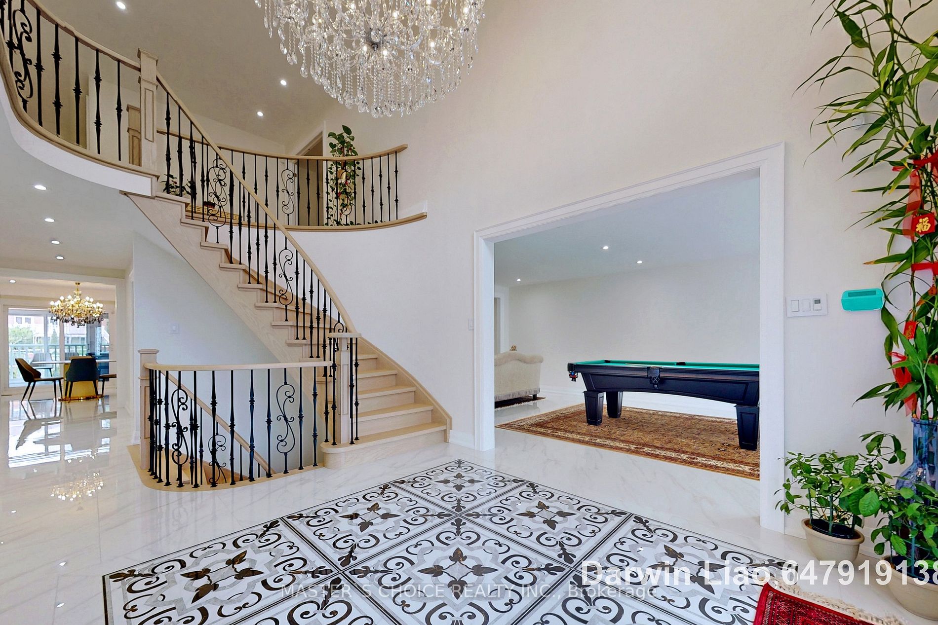 568 Elgin Mills Road W