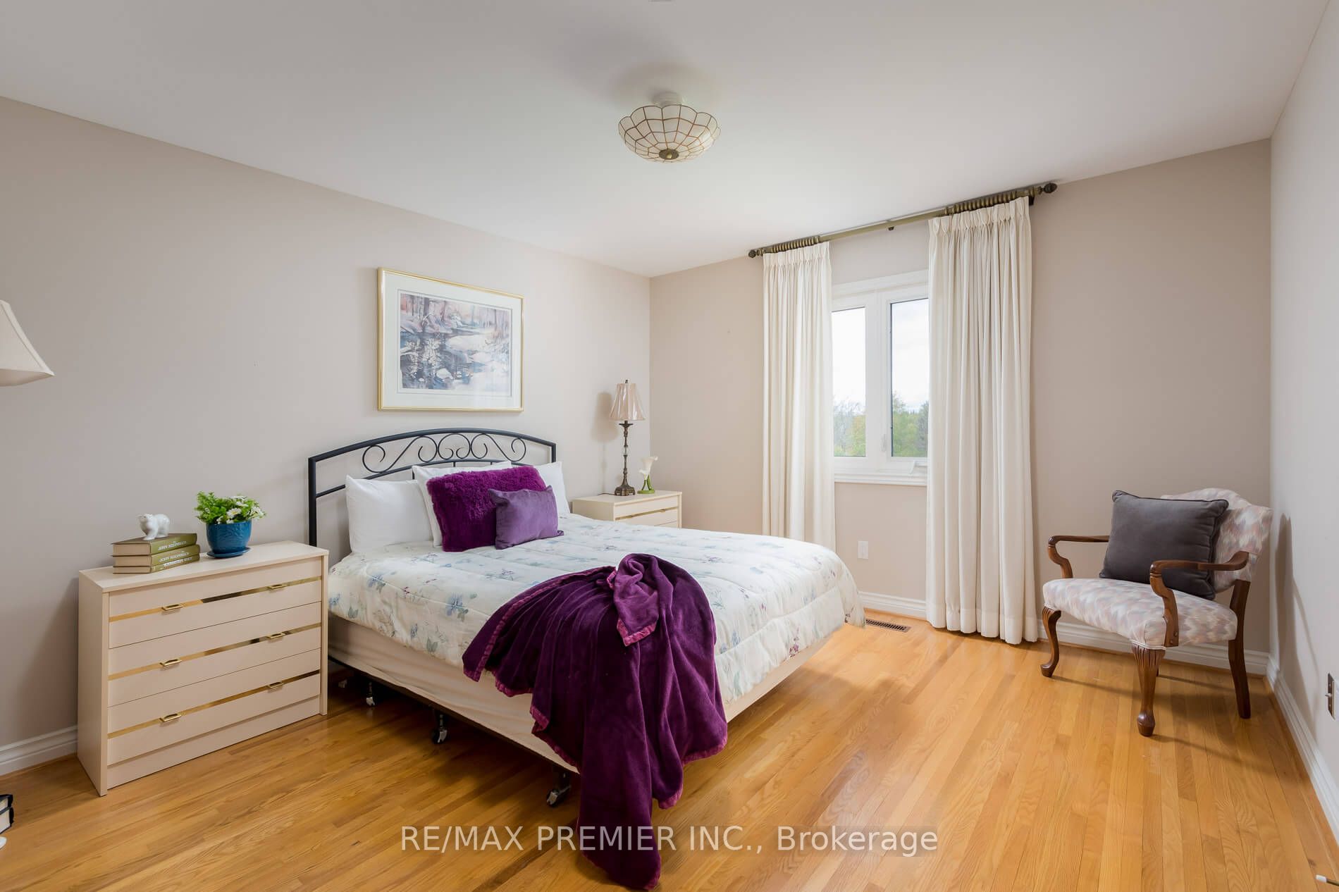 18 Squire Graham Lane