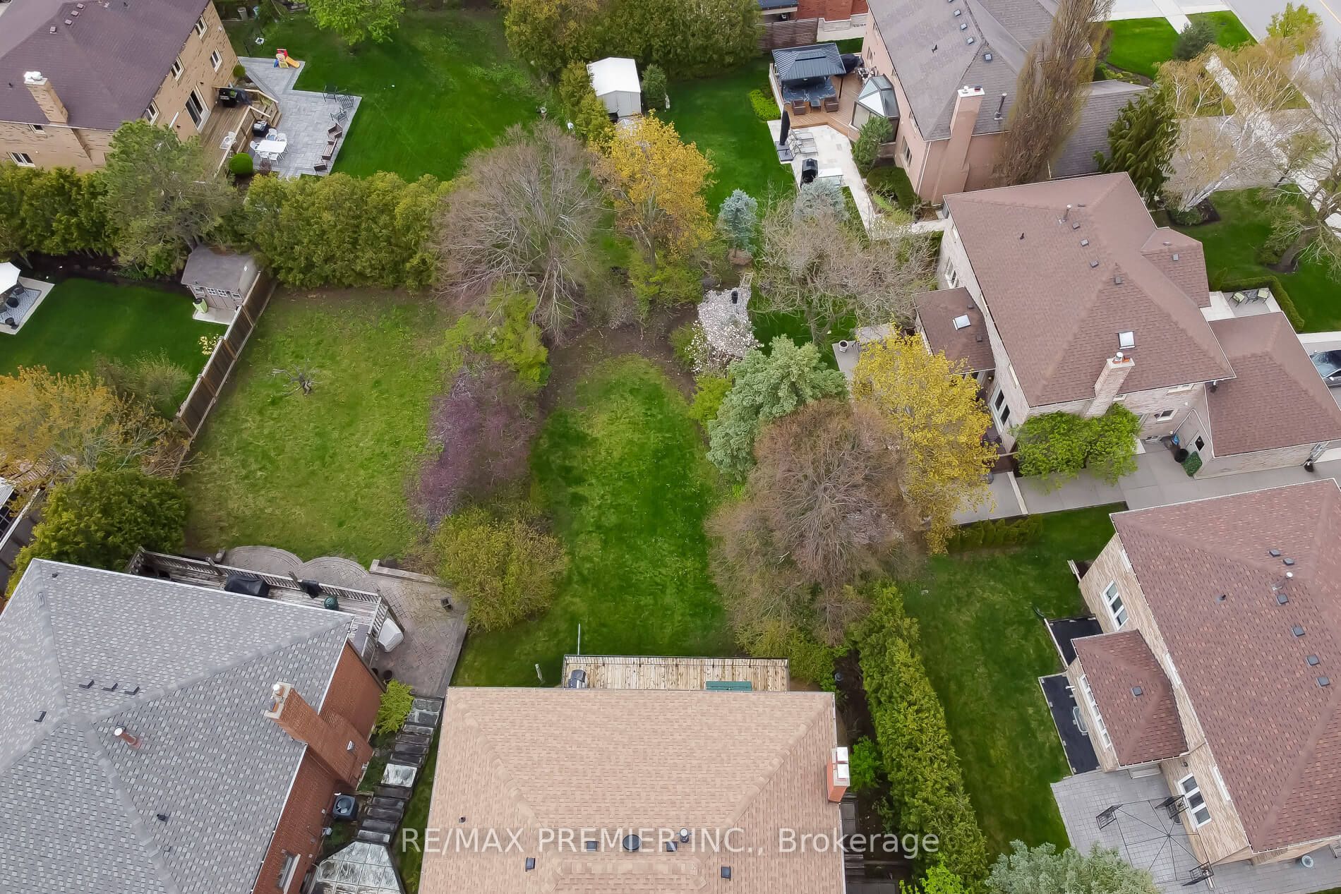 18 Squire Graham Lane